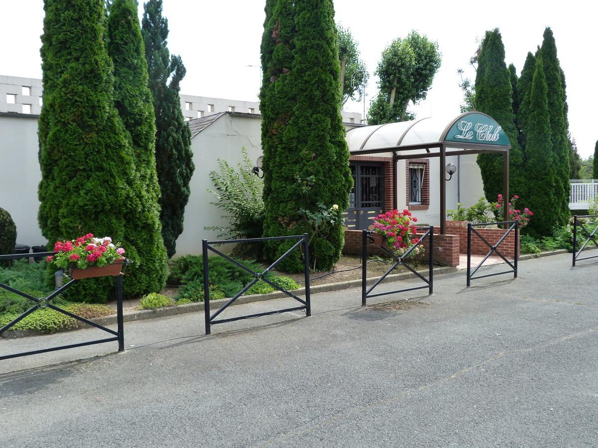 Hostellerie du Château Saint-Pere-sur-Loire Exterior foto